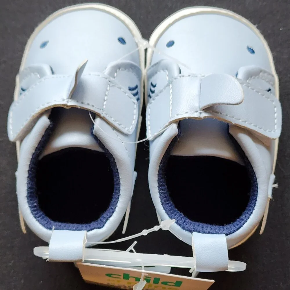 Carter's Child of Mine Blue Shark Baby Shoes Size 0 - 3 M NWT